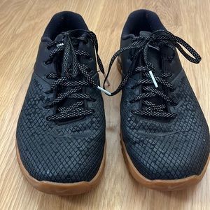 Nike Metcon 4 women’s size 9